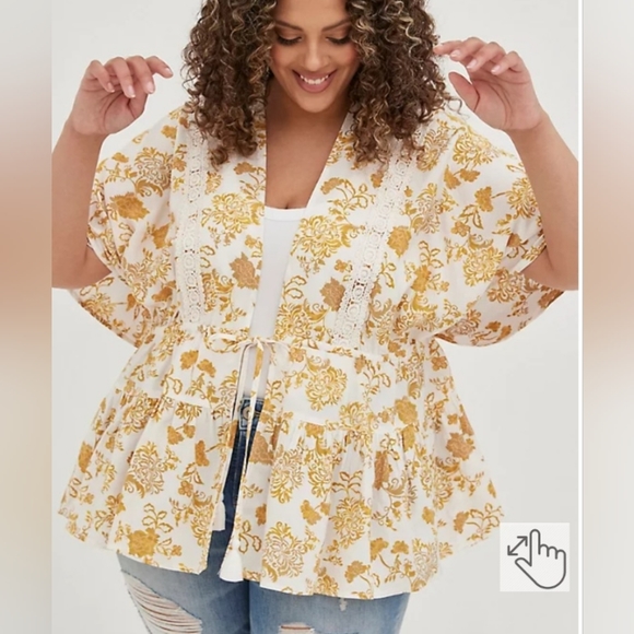 Torrid Ruffle kimono floral yellow Size OX - Picture 2 of 7